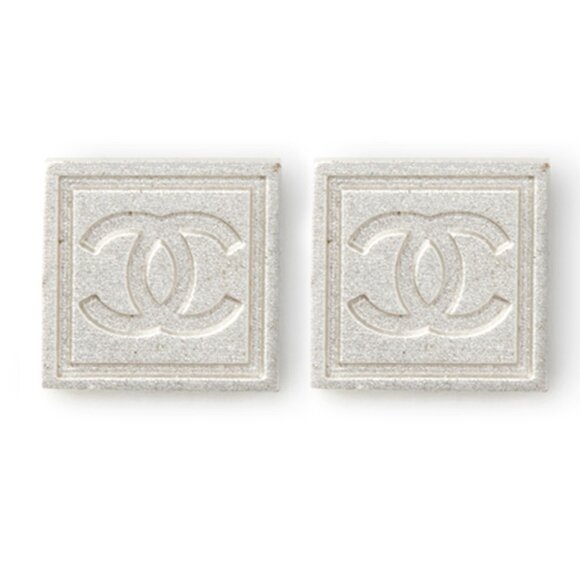Chanel CC Logo Silver Square Stud Earrings - Picture 1 of 6